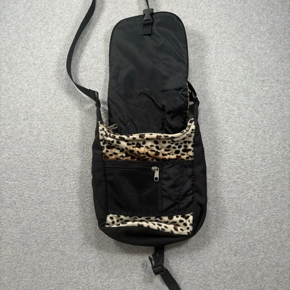 DAKINE Leopard‎ prin Fuzzy Crossbody Bag Purse Multi Pockets Adjustable Strap
